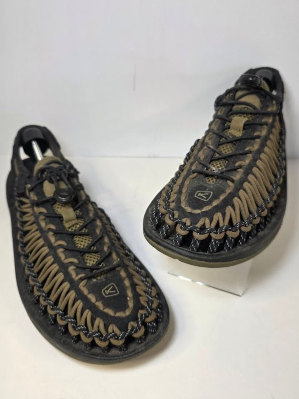 Keen Men's UNEEK Two-Cord Sneaker Sandal in Olive/Black 12